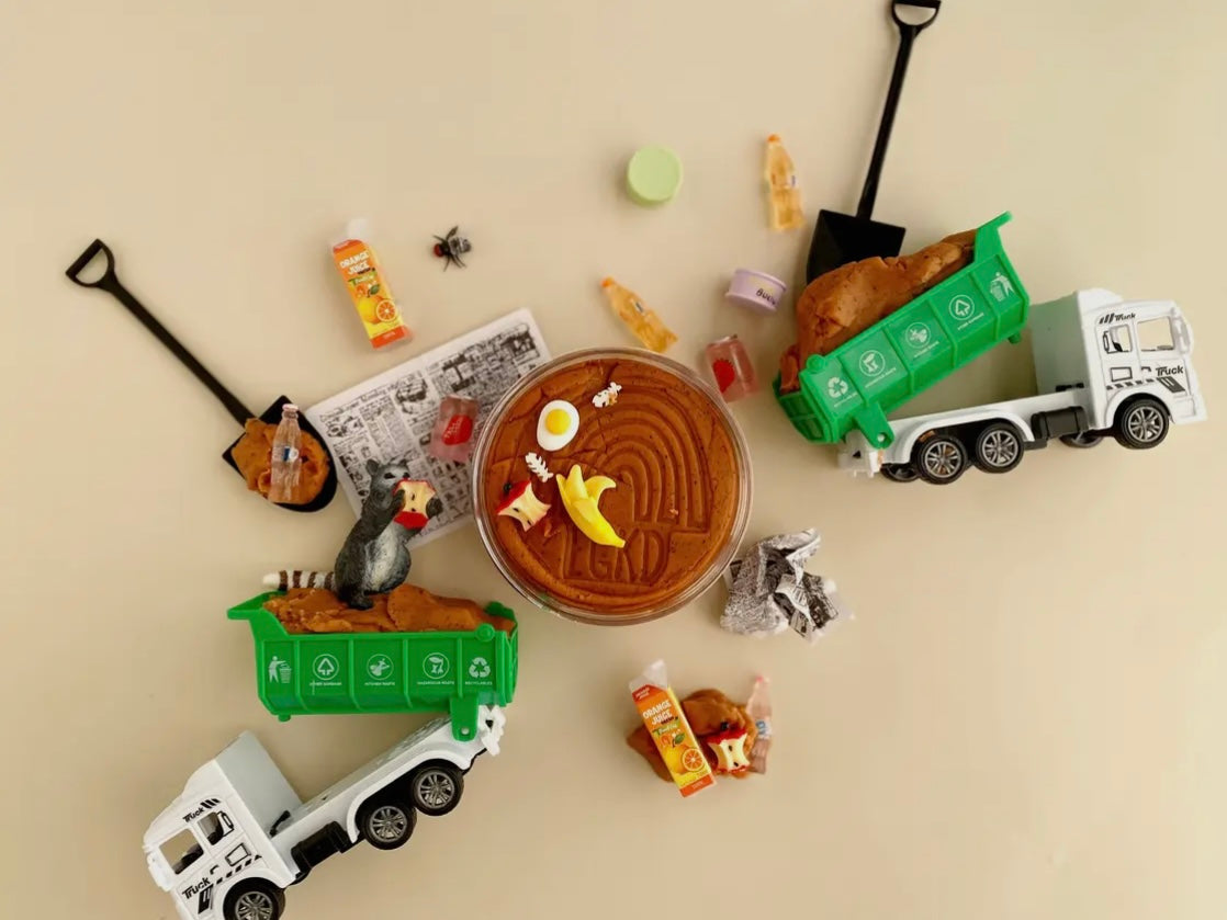 Garbage (Root Beer) Play Dough Kit