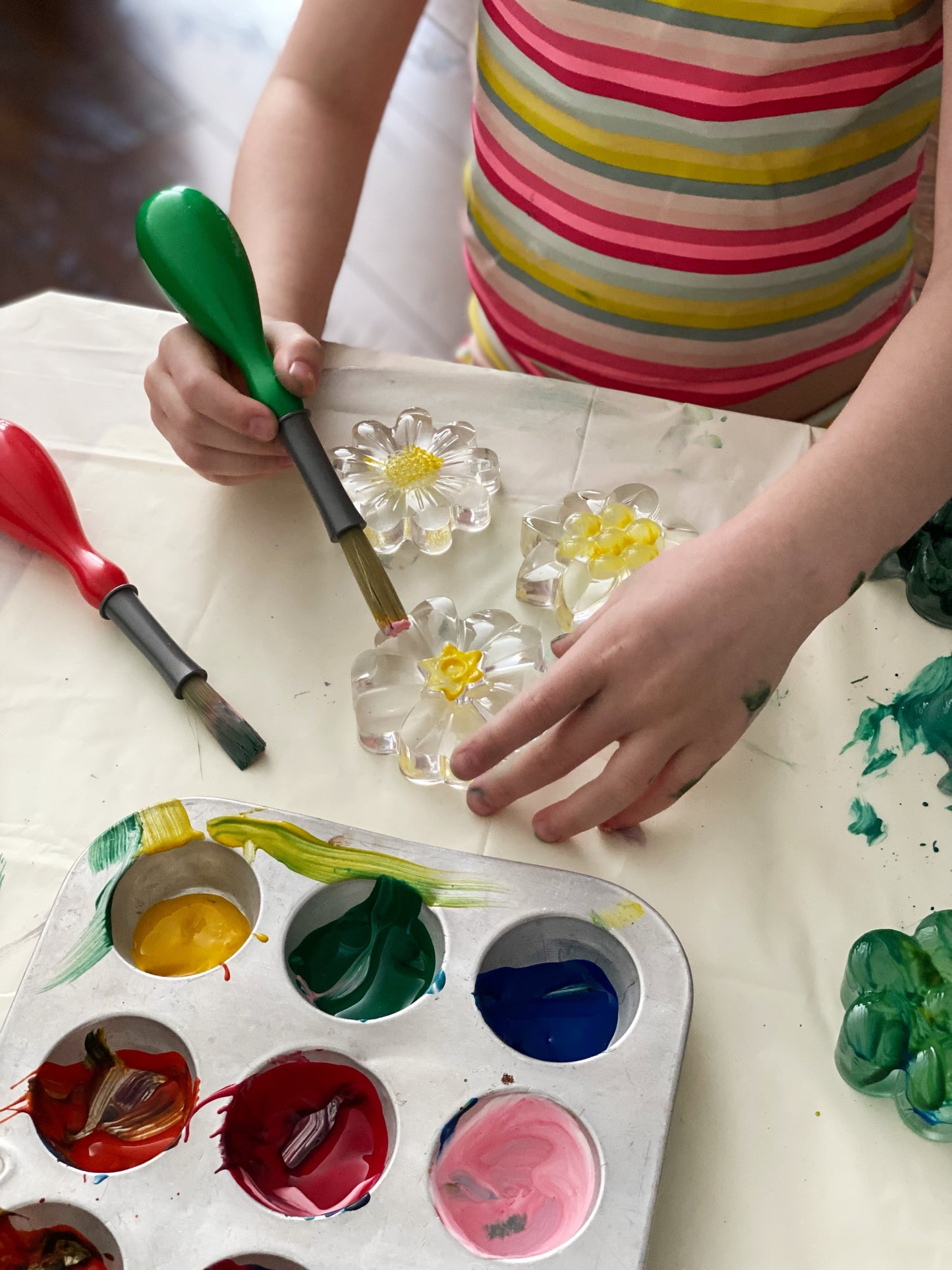 Paintable XL Resin Flowers