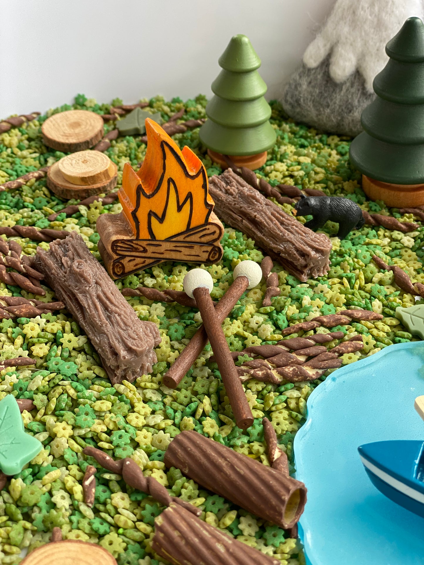 Campfire Chunky Wood Cutout