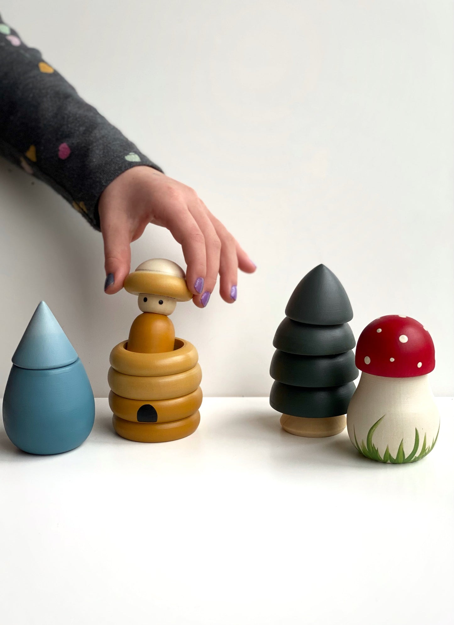 Hats Off Nature Friend Peg Dolls in Cups