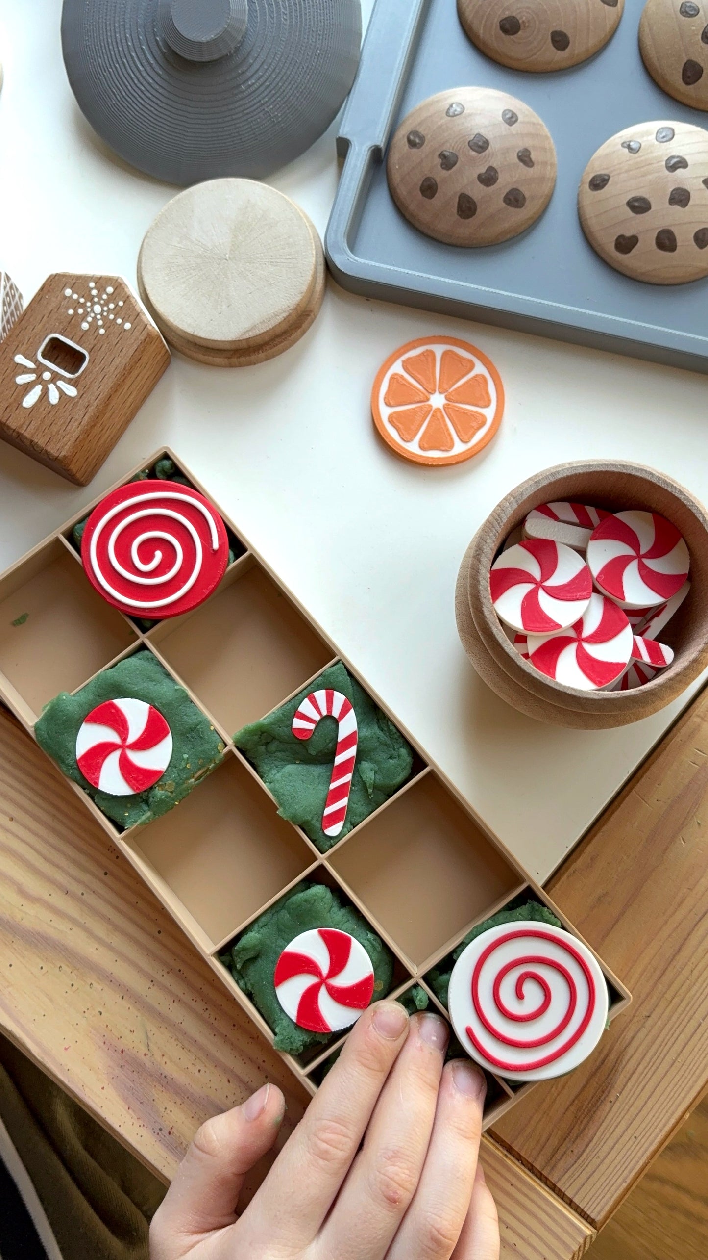 10 Frame Eco Tray by T. C. Play