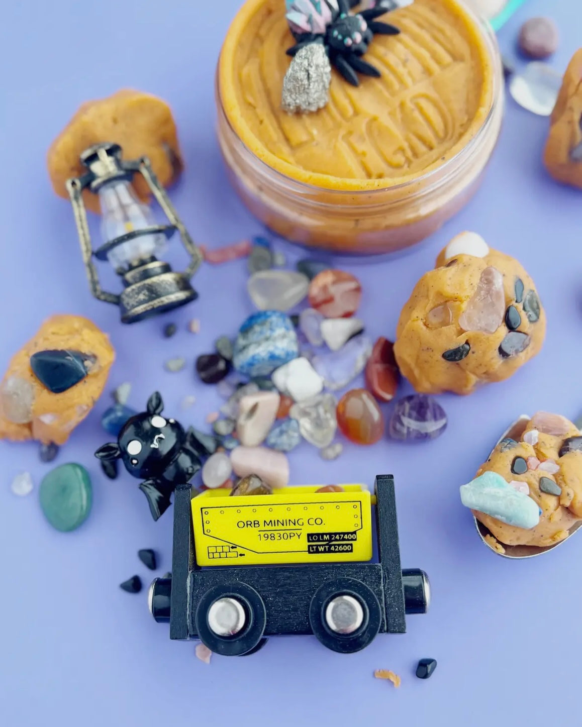 Crystal Cavern Play Dough Kit Featuring Wigglitz