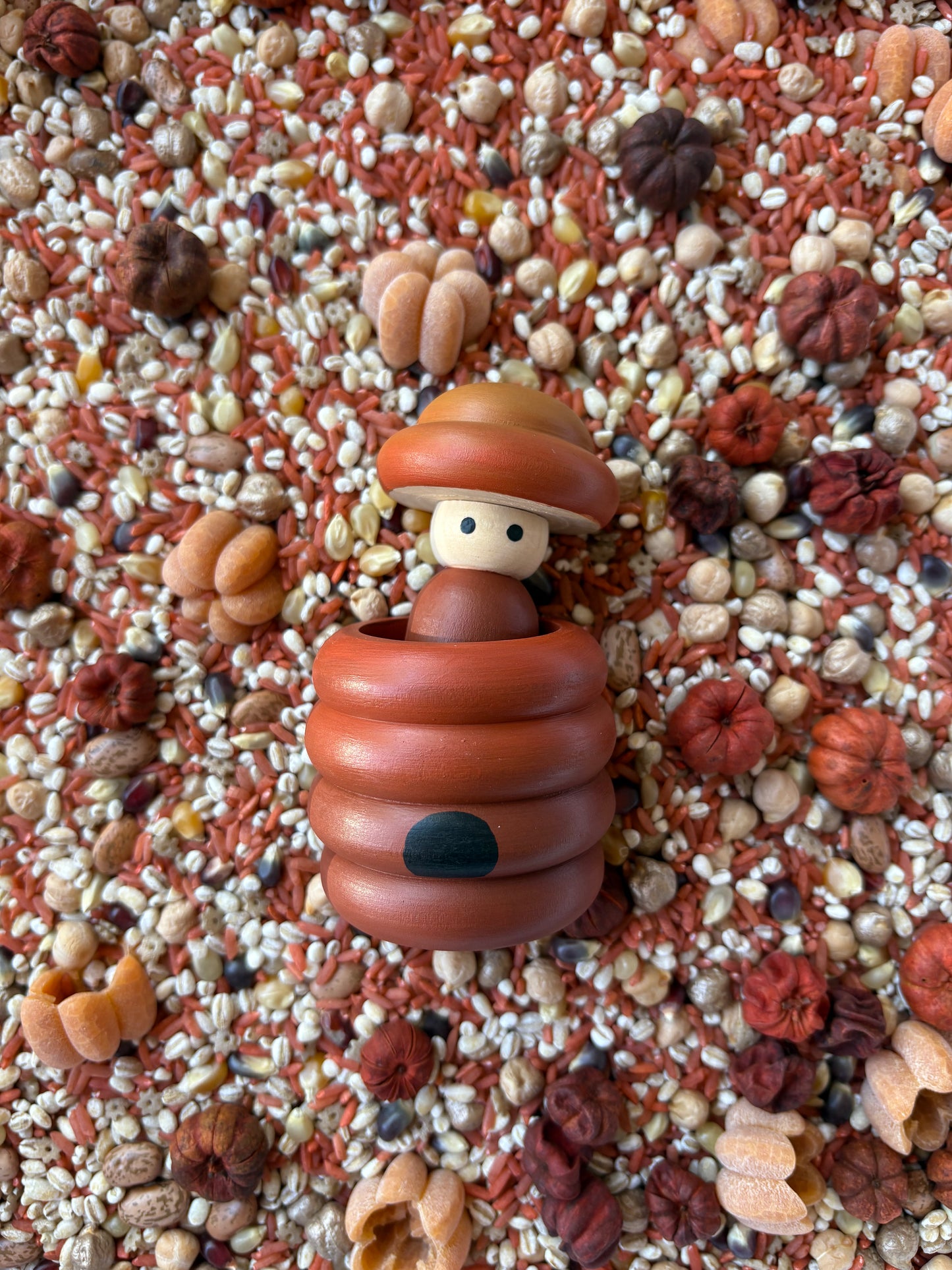 Autumn Hats Off Beehive Peg Doll in Cup