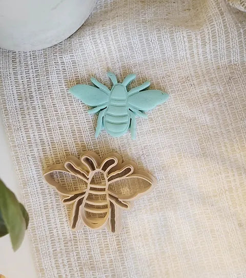 Bee Eco-Friendly Dough Cutter by T. C. Play
